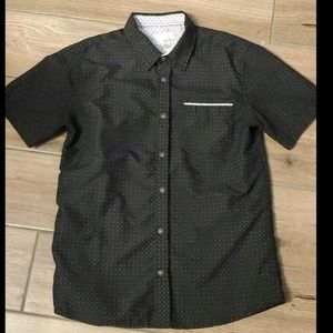 Boy's dress shirt 10/12 medium. Worn once